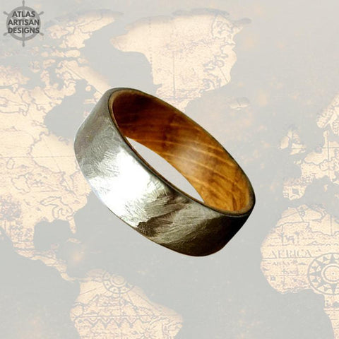 Image of Hammered Whiskey Barrel Ring Mens Wedding Band Wood Ring, Silver Wedding Band Mens Ring, Whisky Barrel Ring Wood Wedding Band Hammered Ring - Atlas Artisan Designs
